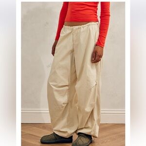 Urban Outfitters | iets frans... Ecru Heavyweight Baggy Tech Pants | L L32